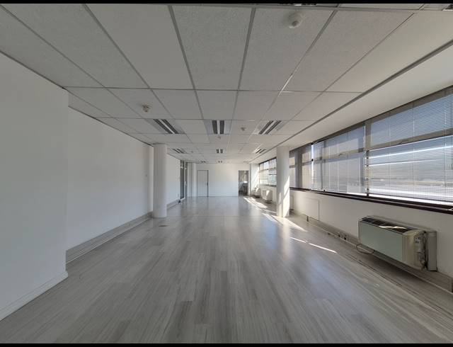 133M² OFFICE TO LET IN KRAMERVILLE